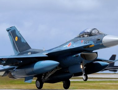 Mitsubishi F-2: Ενα «ξεχειλωμένο F-16» κόστους 160 εκατ. δολ. ανά μονάδα! (βίντεο)